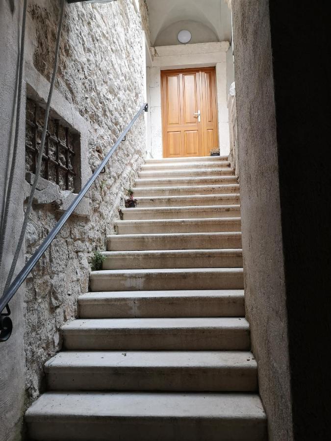 Ferienwohnung Orange Šibenik Exterior foto